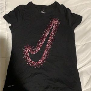 Nike girls tee size L
